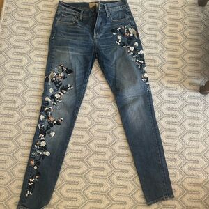 DRIFTWOOD Blue Skinny Jeans with Floral Embroidery